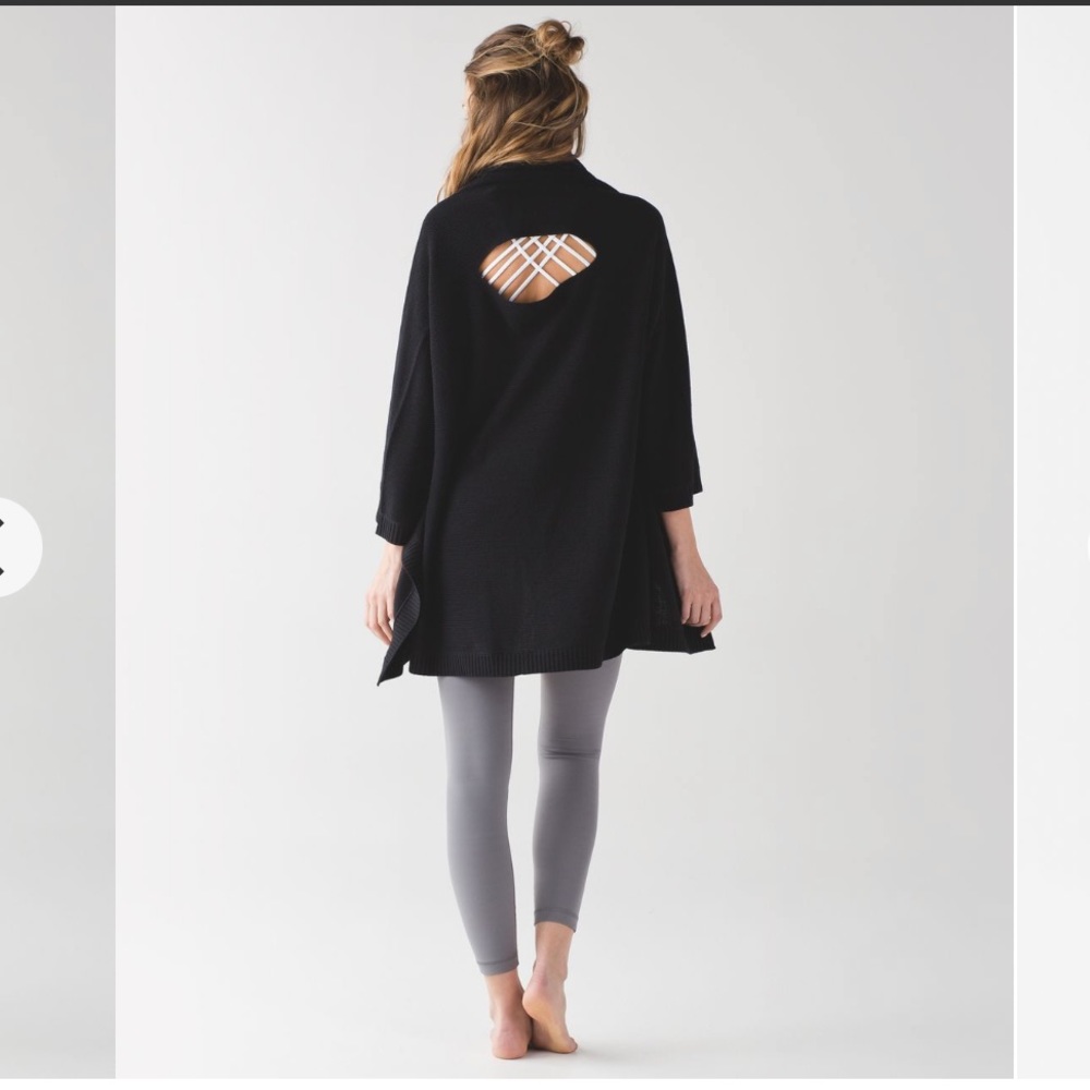 LULULEMON | Divinity Scarf - Picture 6 of 11